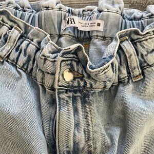 Zara cinch waist balloon style jeans, size 10.